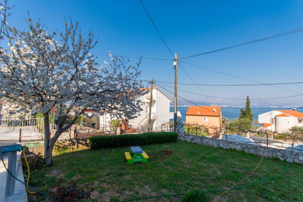 Apartments By The Sea Slatine, Ciovo - 1126 Трогир Экстерьер фото